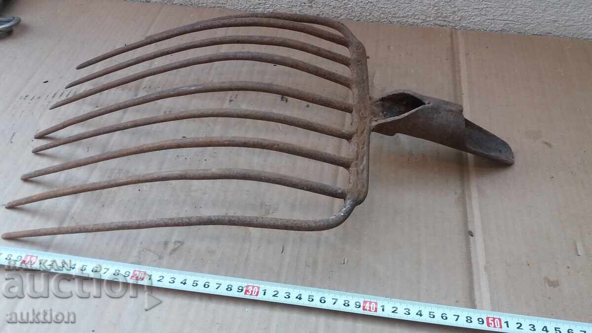 МАСИВНА СОЦ. ВИЛА ЗА ВЪГЛИЩА - 6