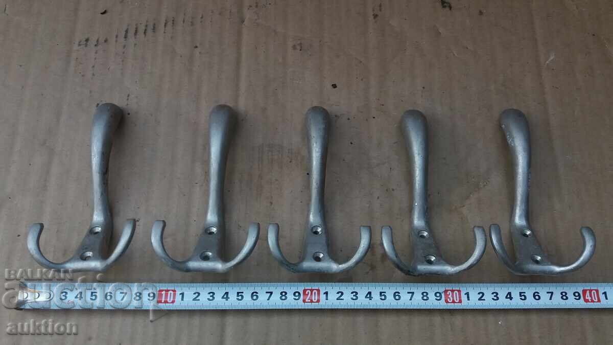 Σετ 5 Τεμαχίων Μασίφ Χάλκινων Κρεμαστρών με τιμή 15.99 BGN | € 8.18 Σετ 5 Τεμαχίων Μασίφ Χάλκινων Κρεμαστρών με τιμή 15.99 BGN | € 8.18