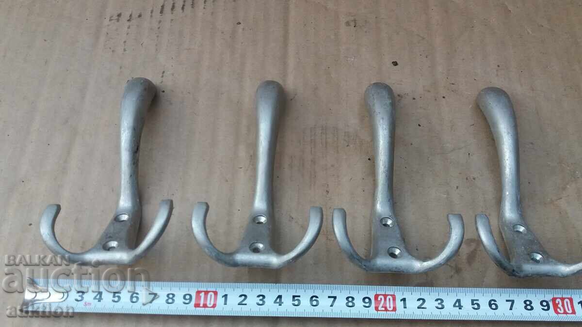 Παράδοση Σετ 5 Τεμαχίων Μασίφ Χάλκινων Κρεμαστρών Παράδοση Σετ 5 Τεμαχίων Μασίφ Χάλκινων Κρεμαστρών