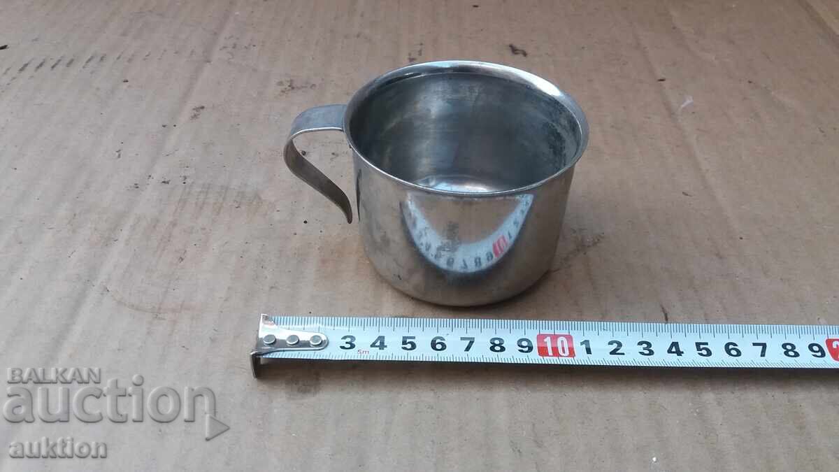 Доставка на ХРОМ - СТАРА ВОЕННА ЧАШКА Доставка на ХРОМ - СТАРА ВОЕННА ЧАШКА