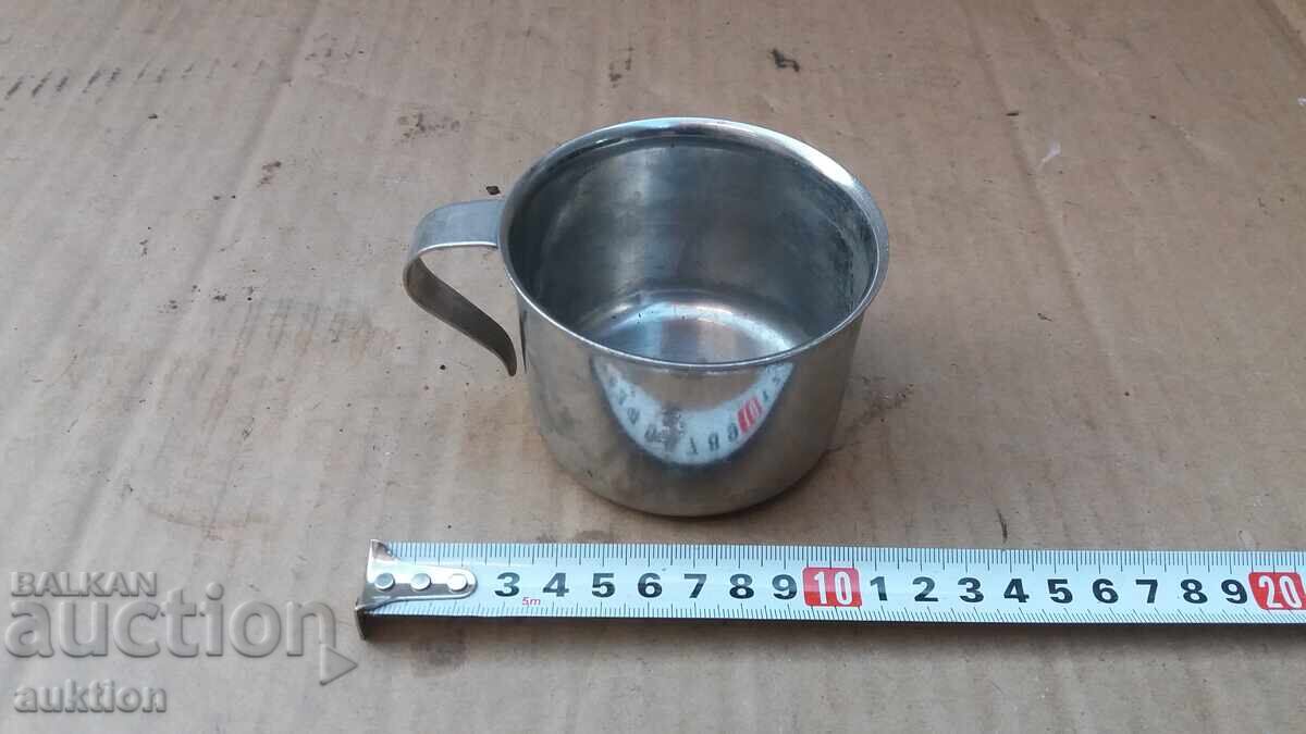 ХРОМ - СТАРА ВОЕННА ЧАШКА ХРОМ - СТАРА ВОЕННА ЧАШКА