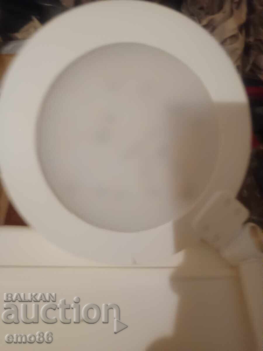 Auction LED lamp B.Z.C Auction LED lamp B.Z.C