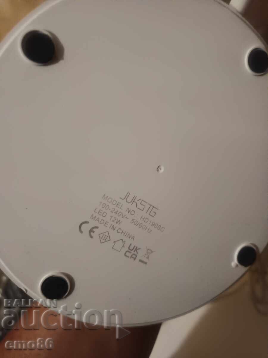 Delivery of LED lamp B.Z.C Delivery of LED lamp B.Z.C