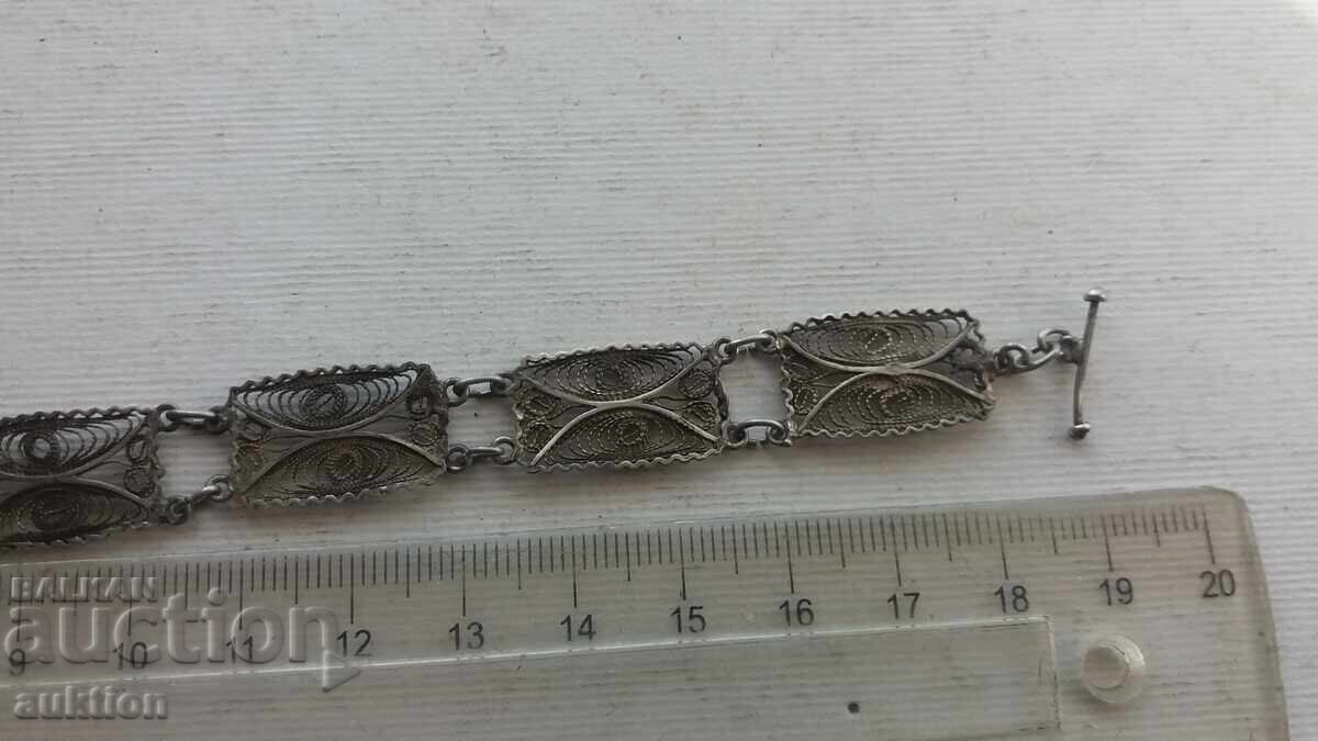 Παράδοση ΦΙΛΙΓΡΑΝ - ΑΣΗΜΕΝΙΟ ΟΜΟΡΦΟ ΒΡΑΧΙΟΛΙ