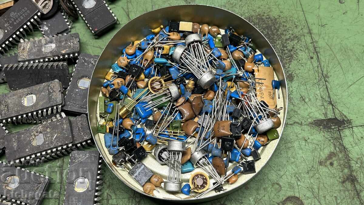 Electronic scrap - 6 Electronic scrap - 6