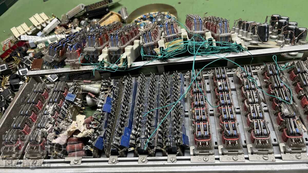 Electronic scrap Electronic scrap