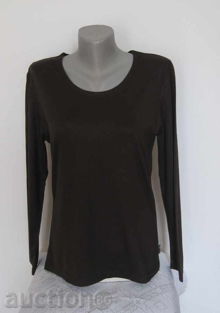 Νέα καφέ μπλούζα Νέα καφέ μπλούζα