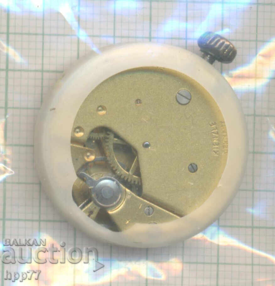 clock mechanism 61 with price 1.50 BGN | € 0.77