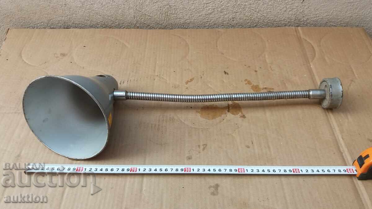 INDUSTRIAL LAMP - VINTAGE - MOVABLE INDUSTRIAL LAMP - VINTAGE - MOVABLE