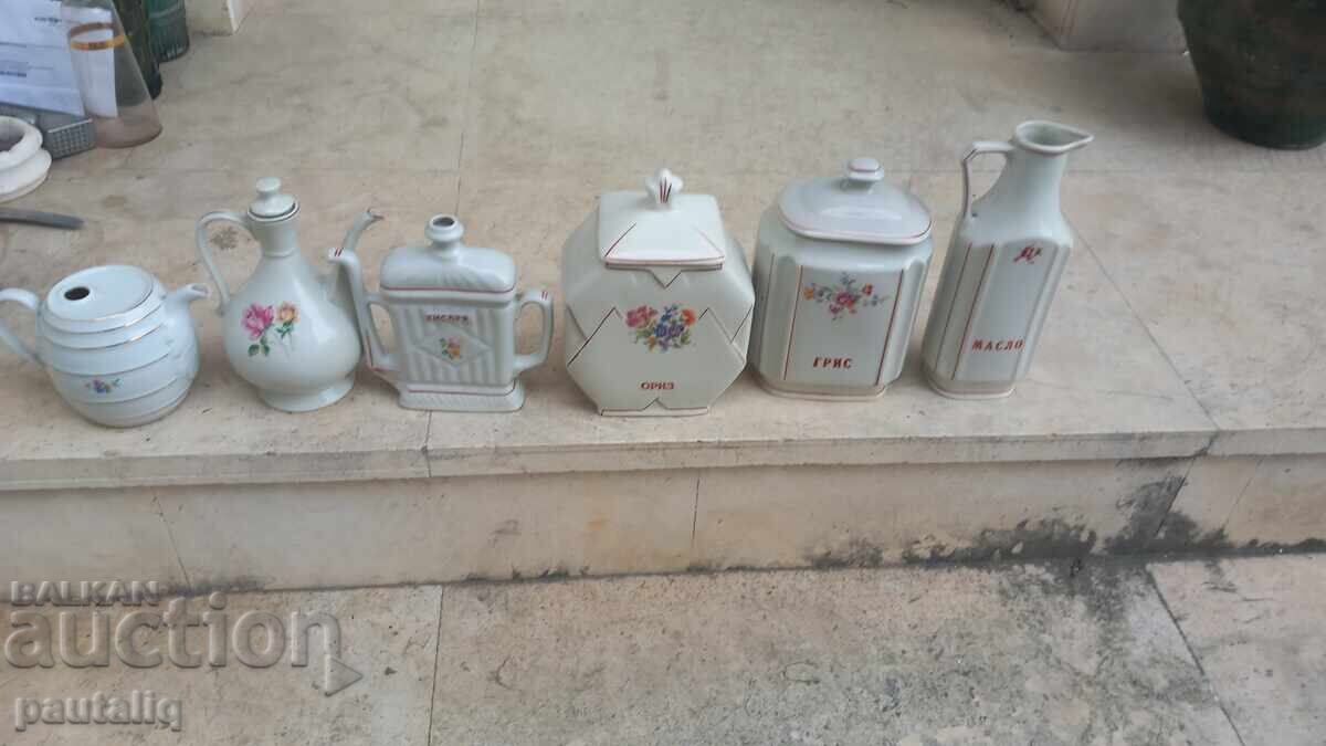 BULGARIAN PORCELAIN SPICE SET BULGARIAN PORCELAIN SPICE SET