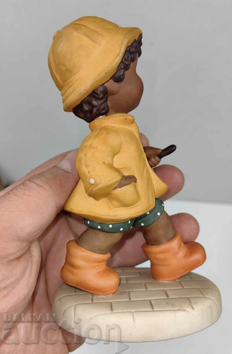 GOEBEL GOEBEL PORCELAIN FIGURE MARKED WITH A NOTE - 5 GOEBEL GOEBEL PORCELAIN FIGURE MARKED WITH A NOTE - 5