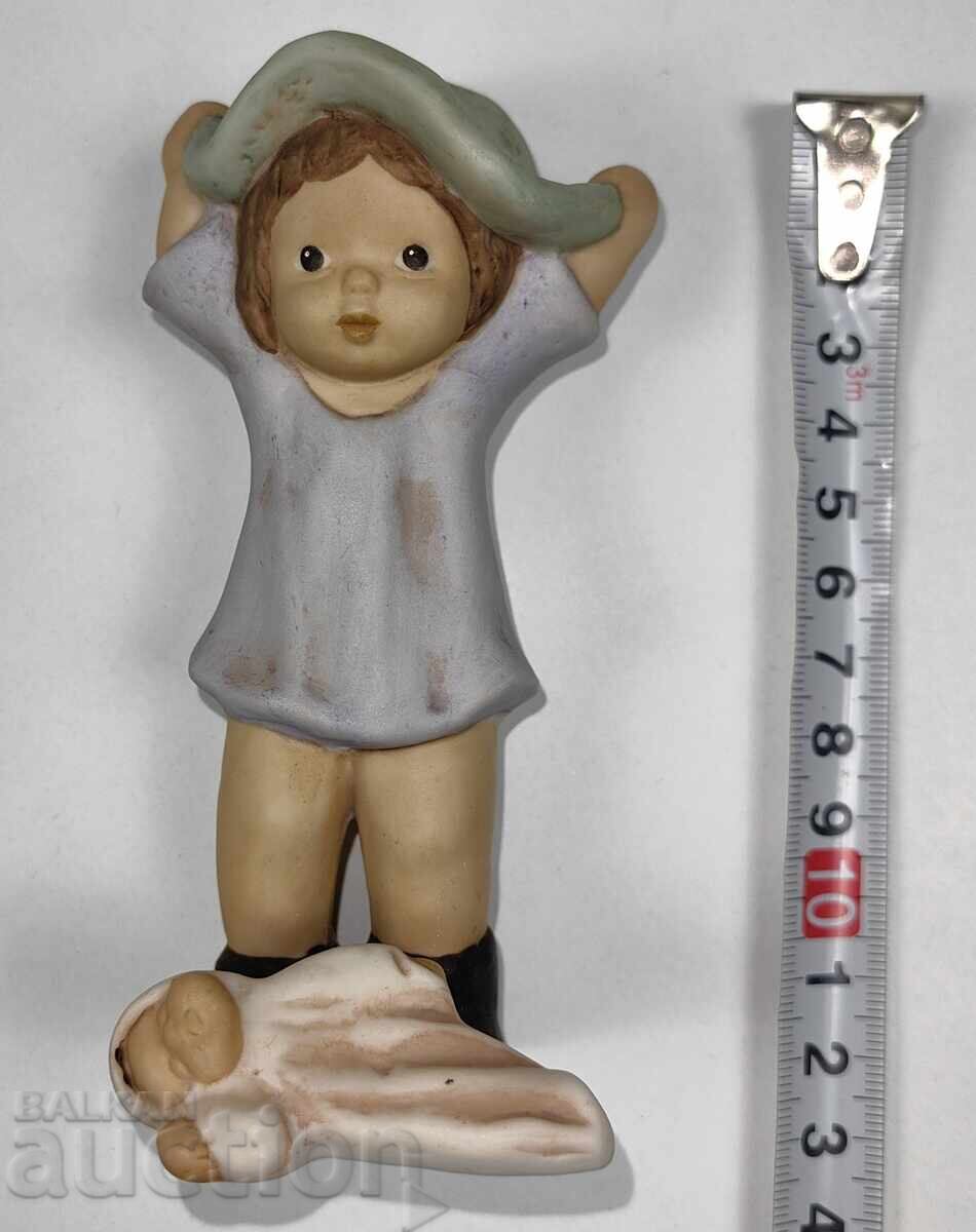 GOEBEL GOEBEL PORCELAIN FIGURE MARKED WITH A NOTE - 5 GOEBEL GOEBEL PORCELAIN FIGURE MARKED WITH A NOTE - 5