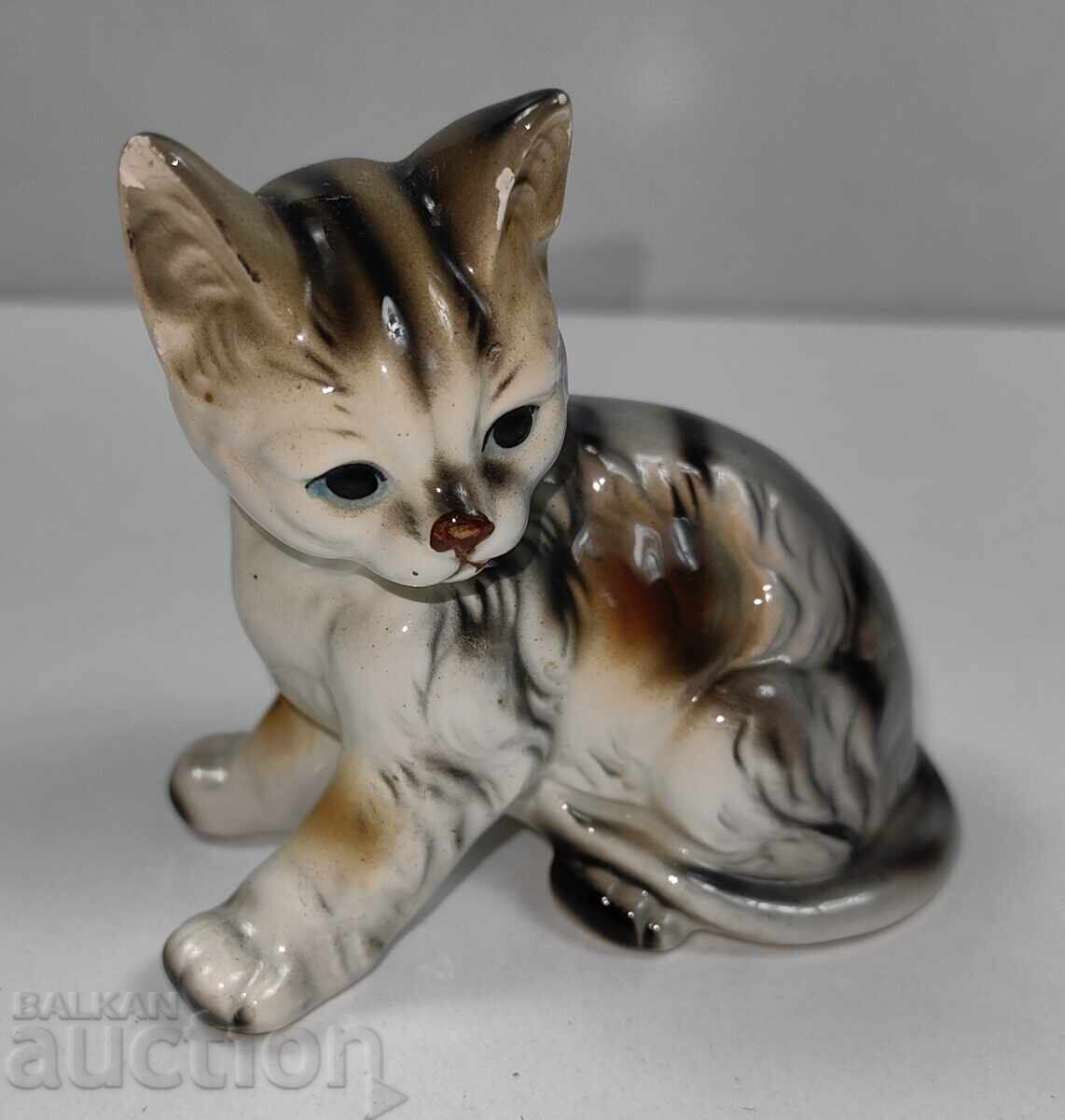 PORCELAIN CAT FIGURINE, MARKED, SLIGHT CHIP ON EAR - 7