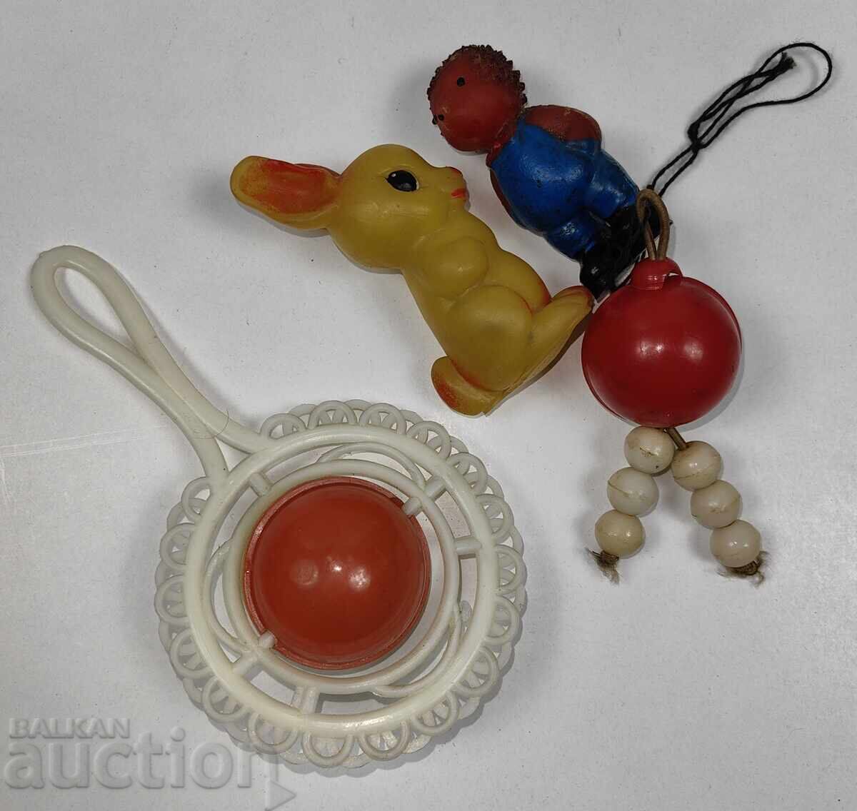 ЛОТ СОЦ ИГРАЧКИ БЕБЕШКА ДРЪНКУЛКА ТАРЕЛЕЖЧЕ ЗАЙЧЕ ДЕТСКА ИГР с цена 20.00 лв. | € 10.23