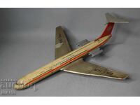 IL 62 Παλιό μεταλλικό παιχνίδι από λαμαρίνα, μοντέλο αεροπλάνου