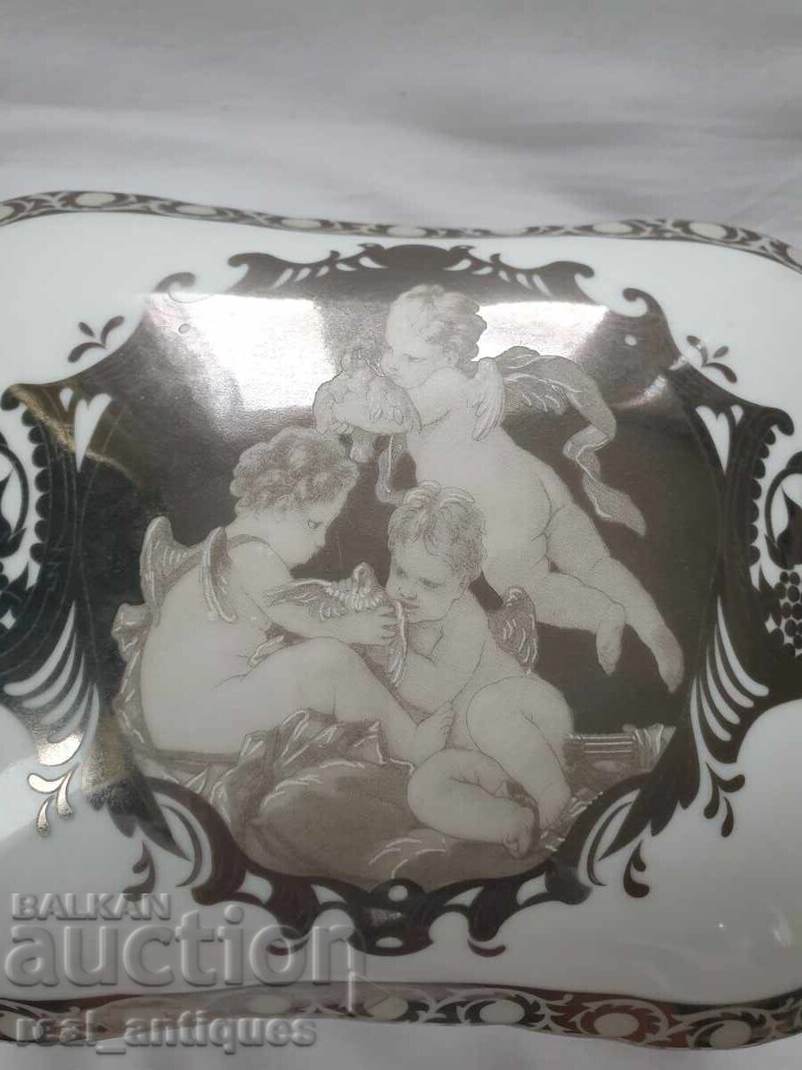 Πορσελάνινο κουτί Limoges με τιμή 95.00 BGN | € 48.57 Πορσελάνινο κουτί Limoges με τιμή 95.00 BGN | € 48.57