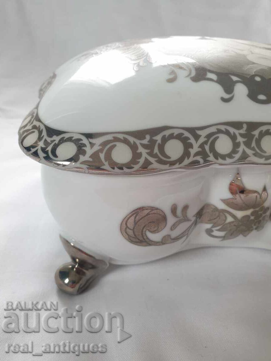 Δημοπρασία Πορσελάνινο κουτί Limoges Δημοπρασία Πορσελάνινο κουτί Limoges