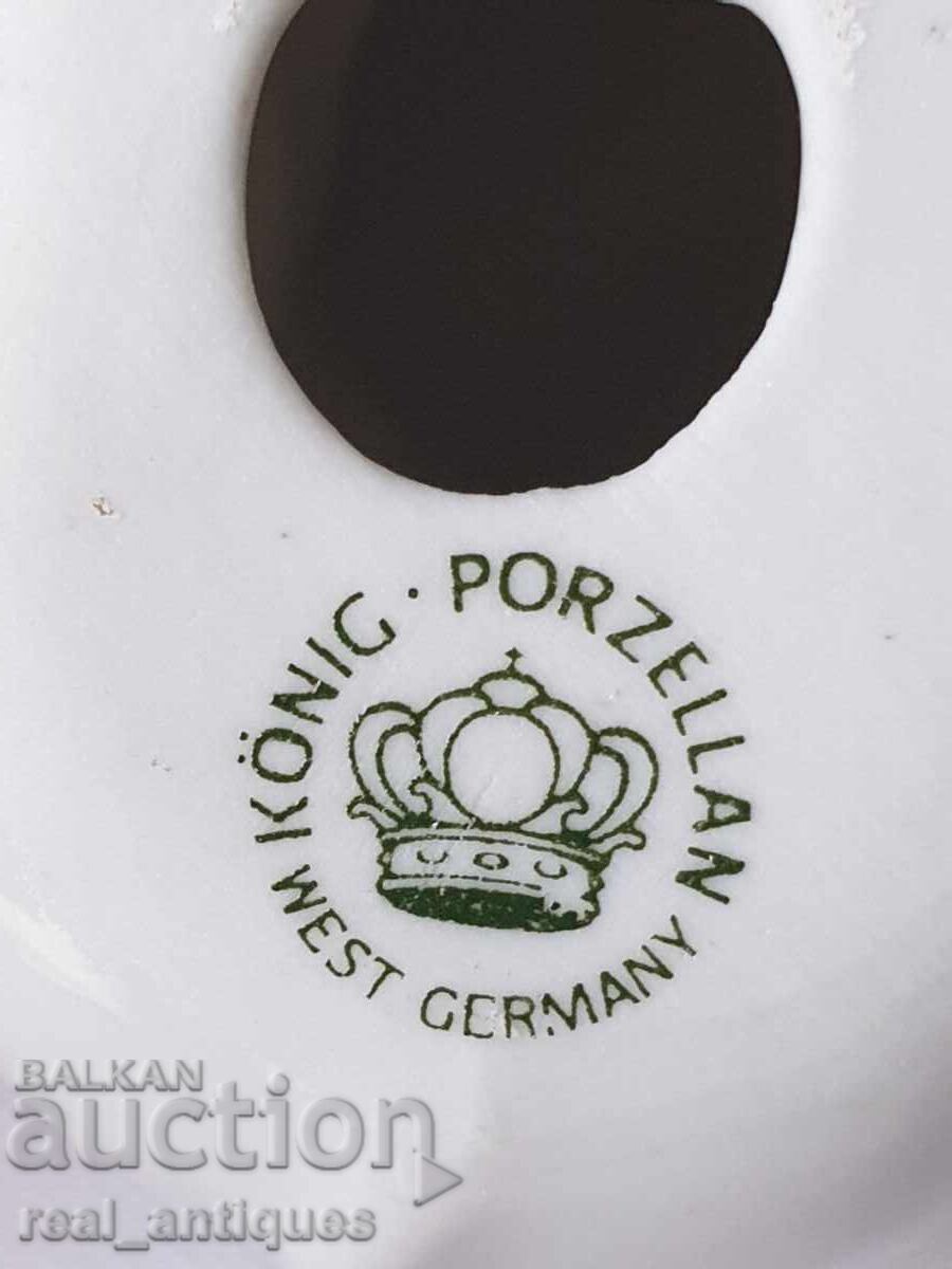 Porcelain figurine - 7