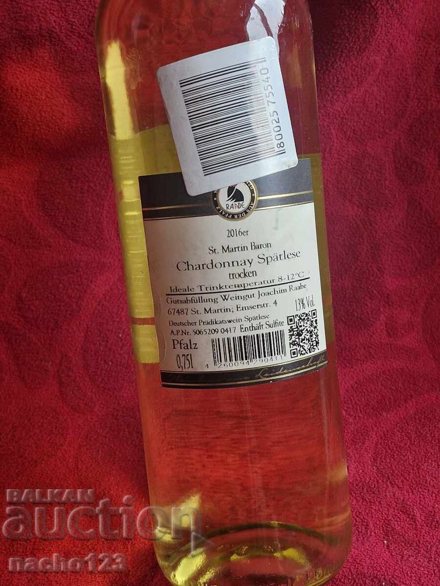 Delivery of Bottle of quality German white wine 2016