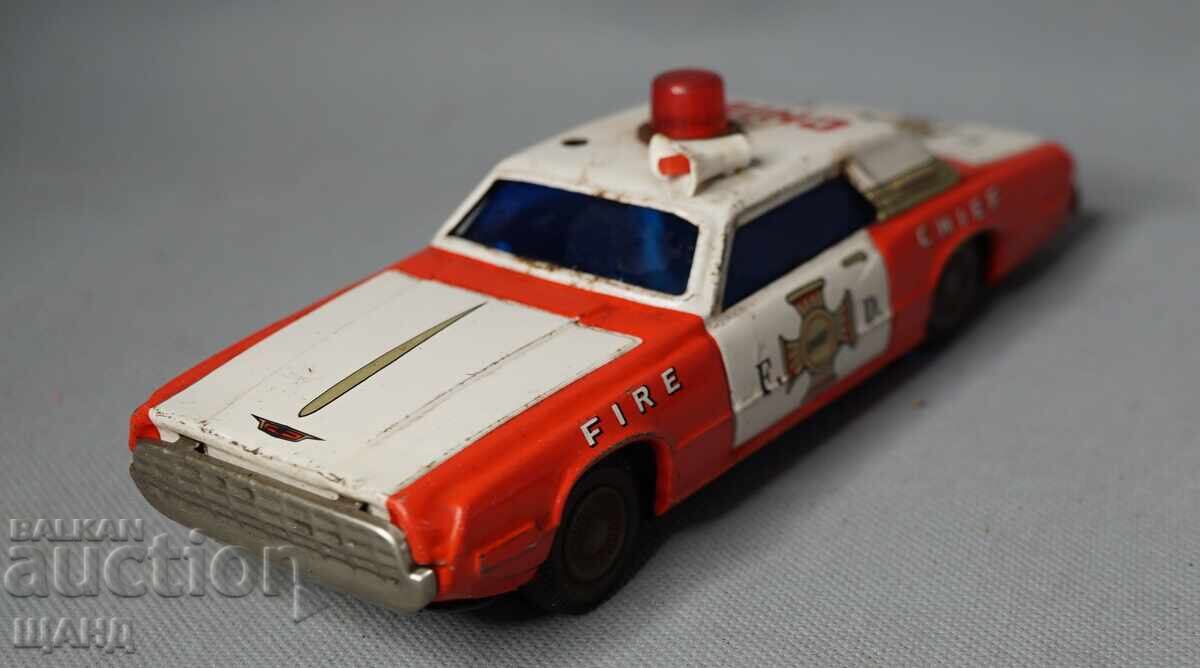 Ford Thunderbird Veche mașină de jucărie din metal japonez cu preț 10.35 BGN | € 5.29 Ford Thunderbird Veche mașină de jucărie din metal japonez cu preț 10.35 BGN | € 5.29