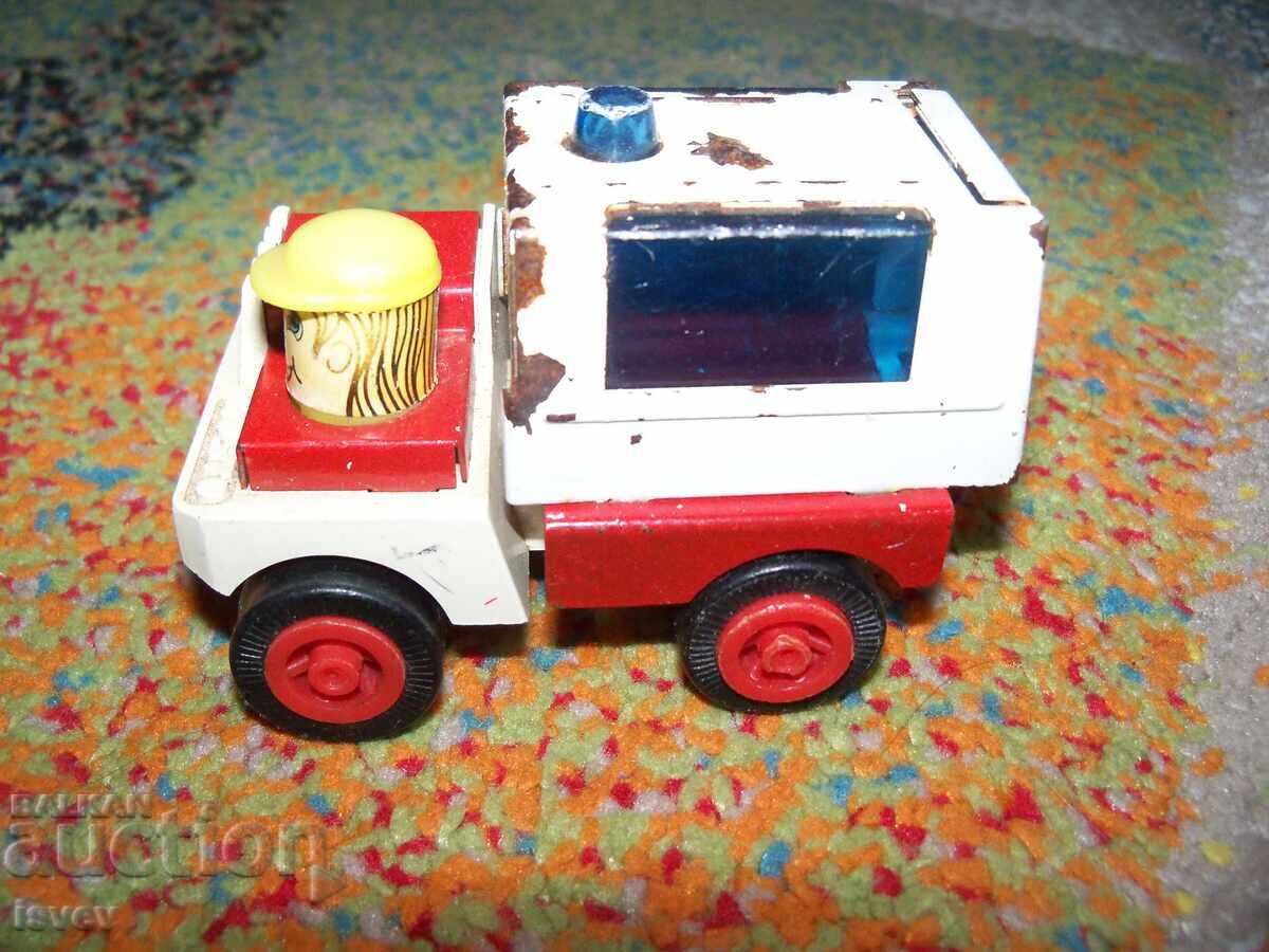 Παλιό γαλλικό μεταλλικό παιδικό καροτσάκι του 1980 με τιμή 12.00 BGN | € 6.14