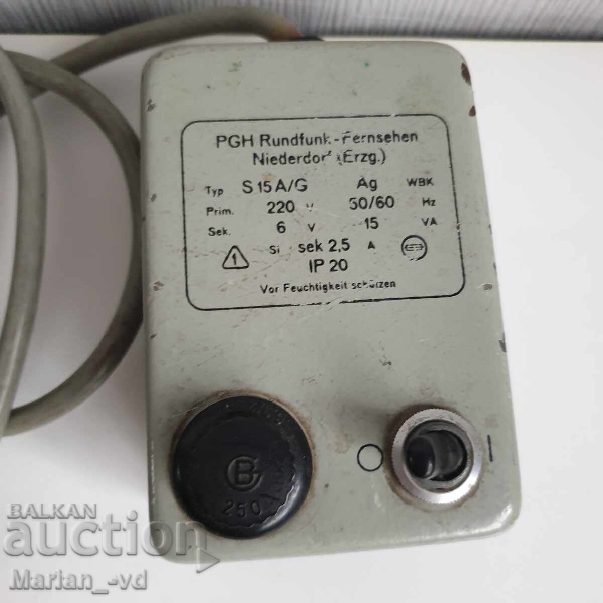 Sursă de alimentare de colecție Rundfunk Fernsehen cu preț 30.00 BGN | € 15.34 Sursă de alimentare de colecție Rundfunk Fernsehen cu preț 30.00 BGN | € 15.34