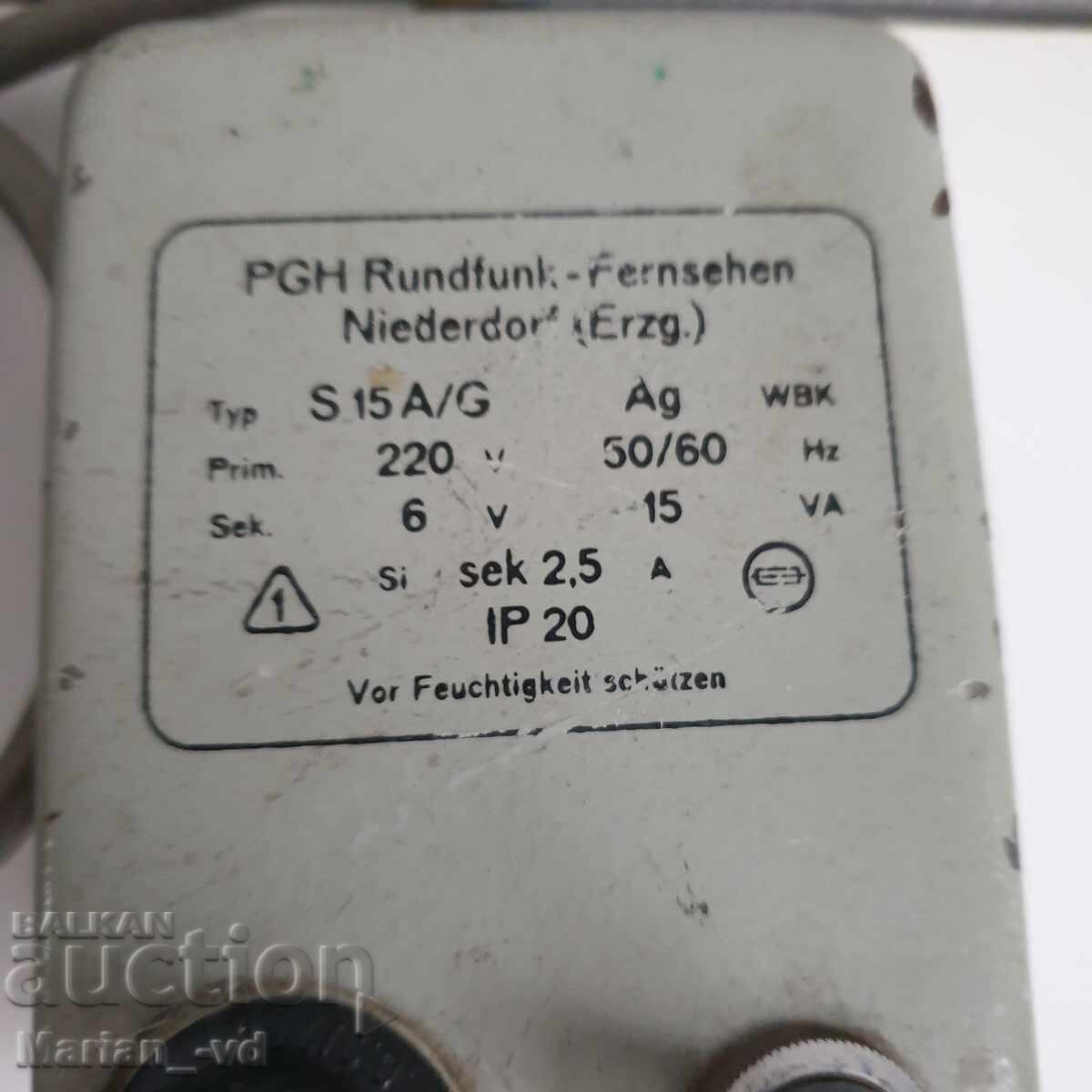 Licitație Sursă de alimentare de colecție Rundfunk Fernsehen Licitație Sursă de alimentare de colecție Rundfunk Fernsehen