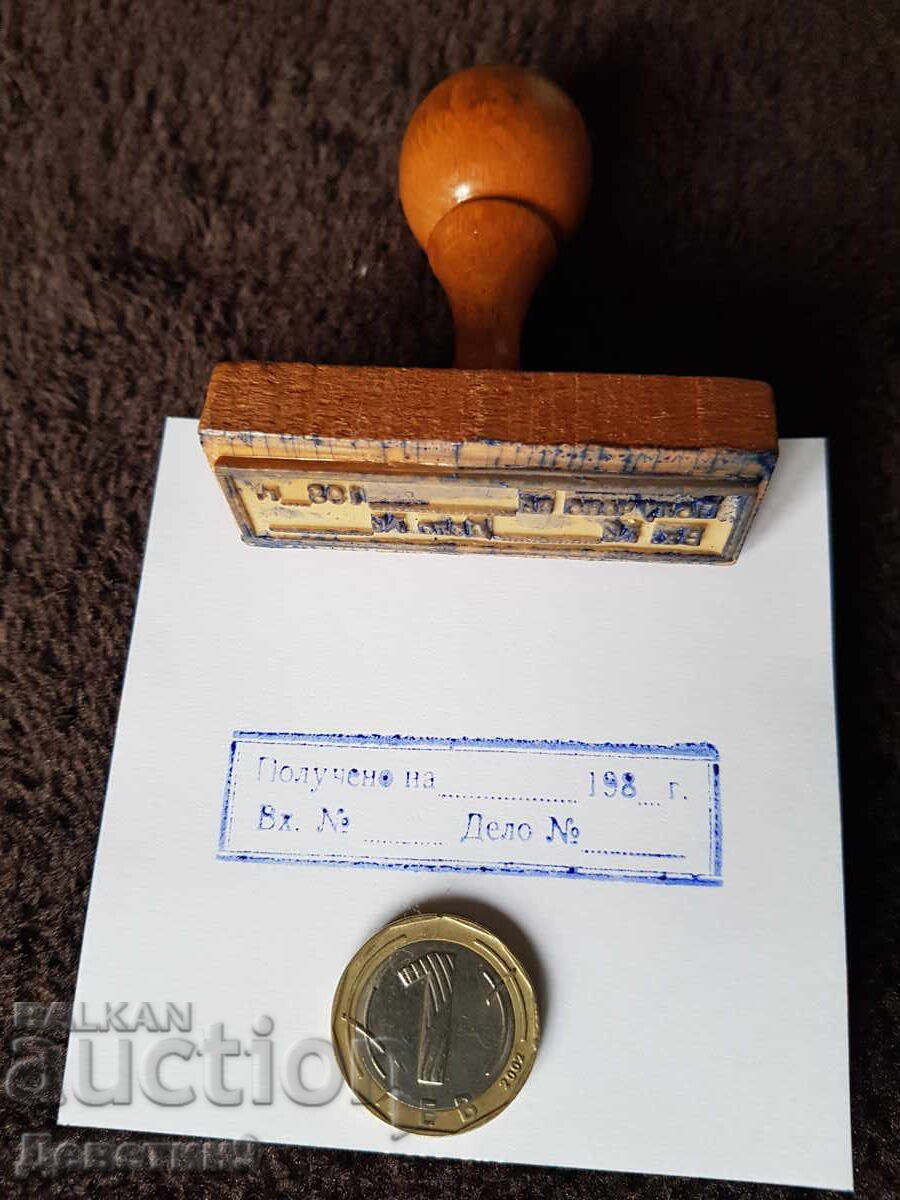 Ștampilă veche, umedă, cu mâner de lemn