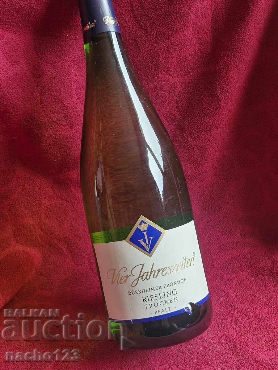Auction  Bottle of quality German white wine 2013