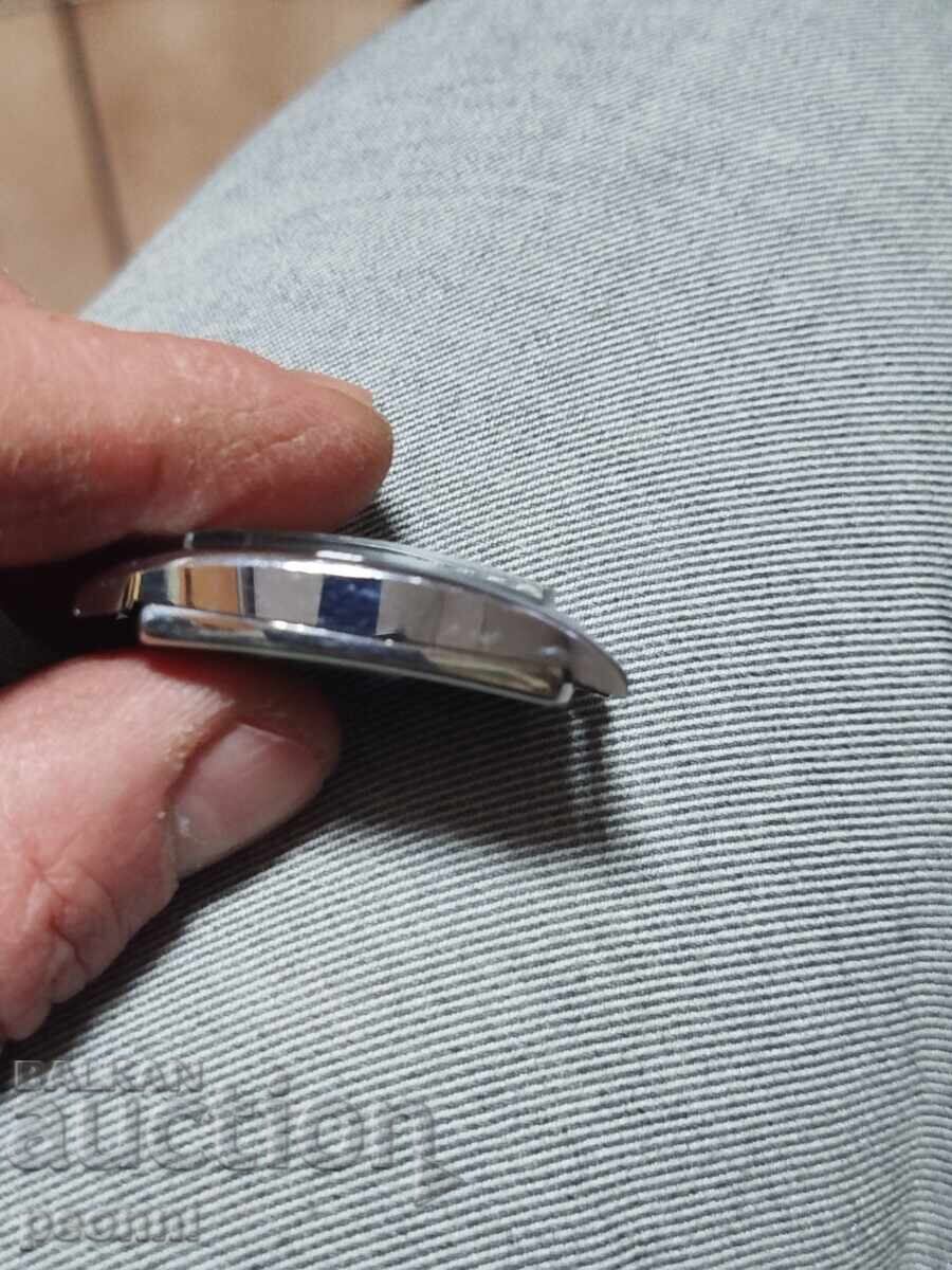 Часовник Mod с цена 50.00 лв. | € 25.56