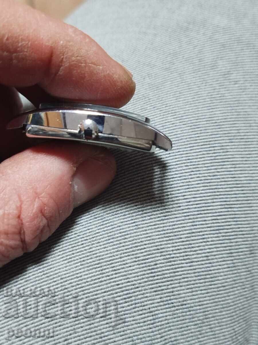 Доставка на Часовник Mod