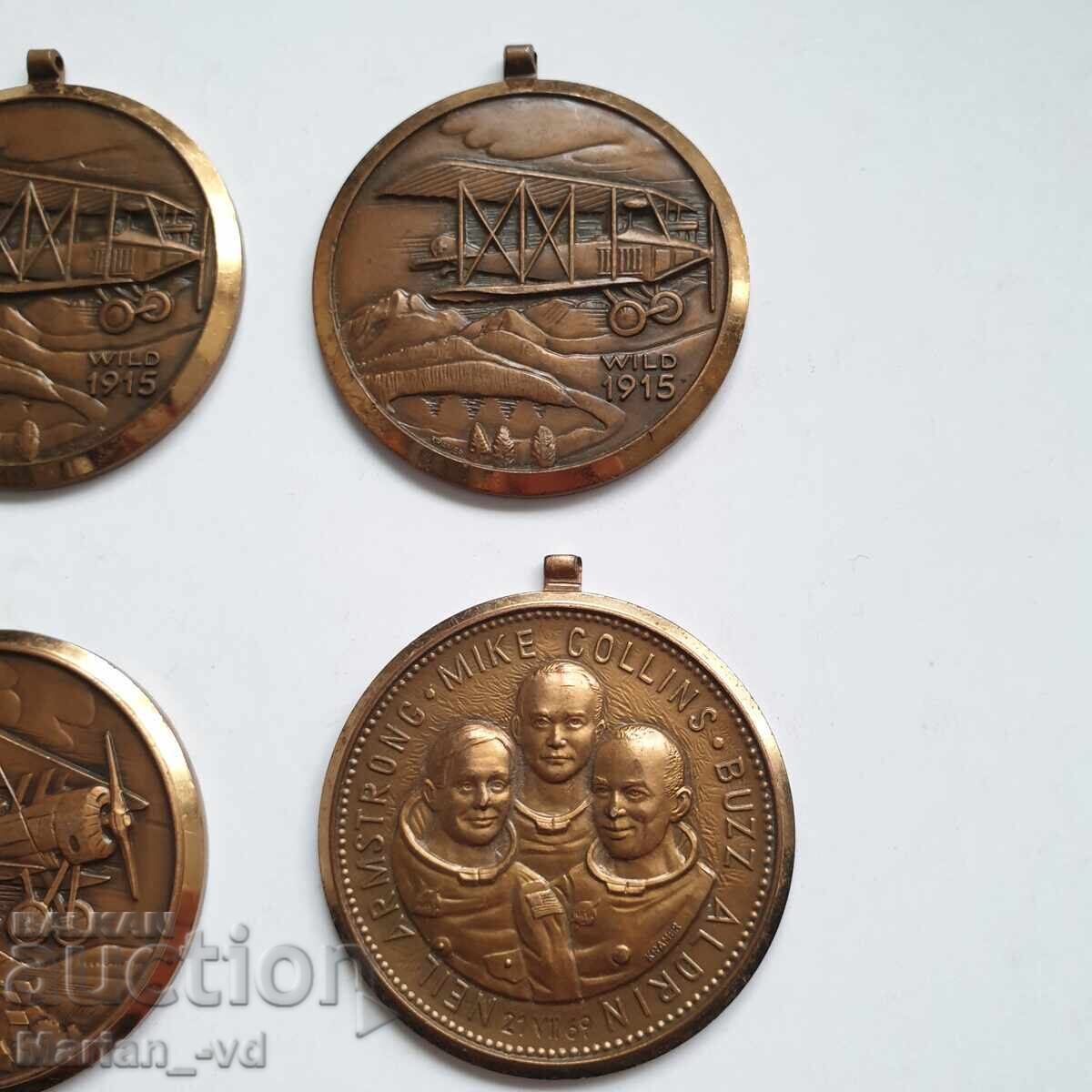 Lot medalii comemorative -Cosmos-P. KRAMER NEUCHATEL cu preț 100.00 BGN | € 51.13