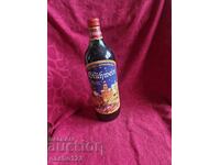 Бутилка качествено немско червено вино