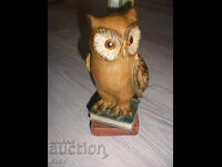 Figure of an owl - B.Z.C.