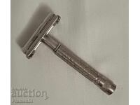 Ретро класическа самобръсначка.