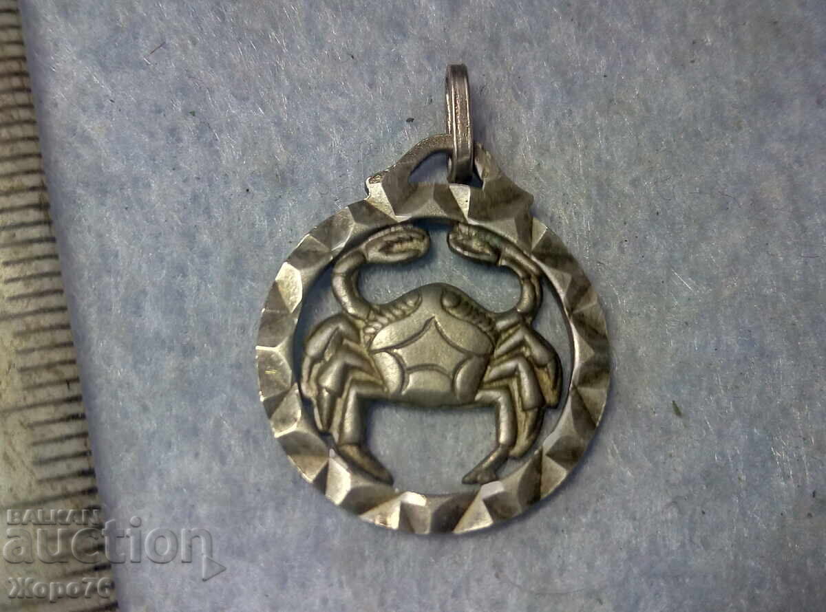 Аукцион Фин Стар СРЕБЪРЕН МЕДАЛЬОН ЗОДИЯ РАК СРЕБРО 835