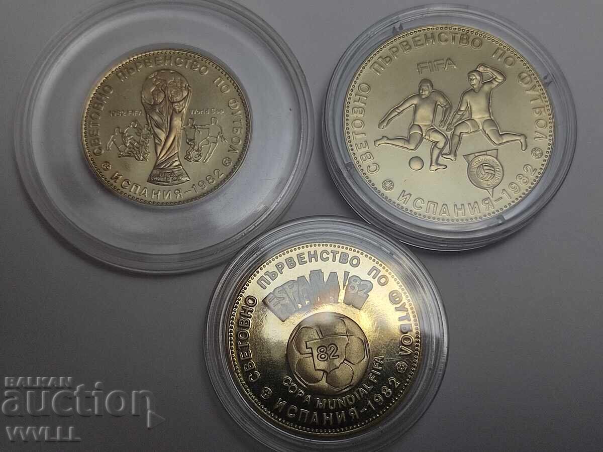 1980 "Spain '82" 1, 2 and 5 Leva. LONG apostrophe