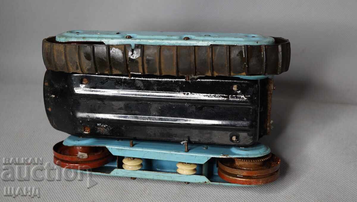 Παλιό μεταλλικό παιχνίδι, μοντέλο τρακτέρ με μπαταρίες - 5