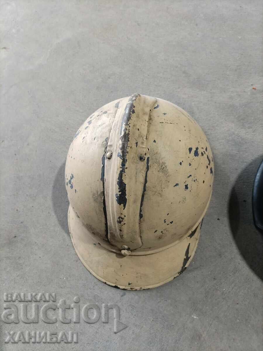 Аукцион ТРИ СТАРИ КАСКИ, ЕДНАТА Е НЕМСКА Аукцион ТРИ СТАРИ КАСКИ, ЕДНАТА Е НЕМСКА