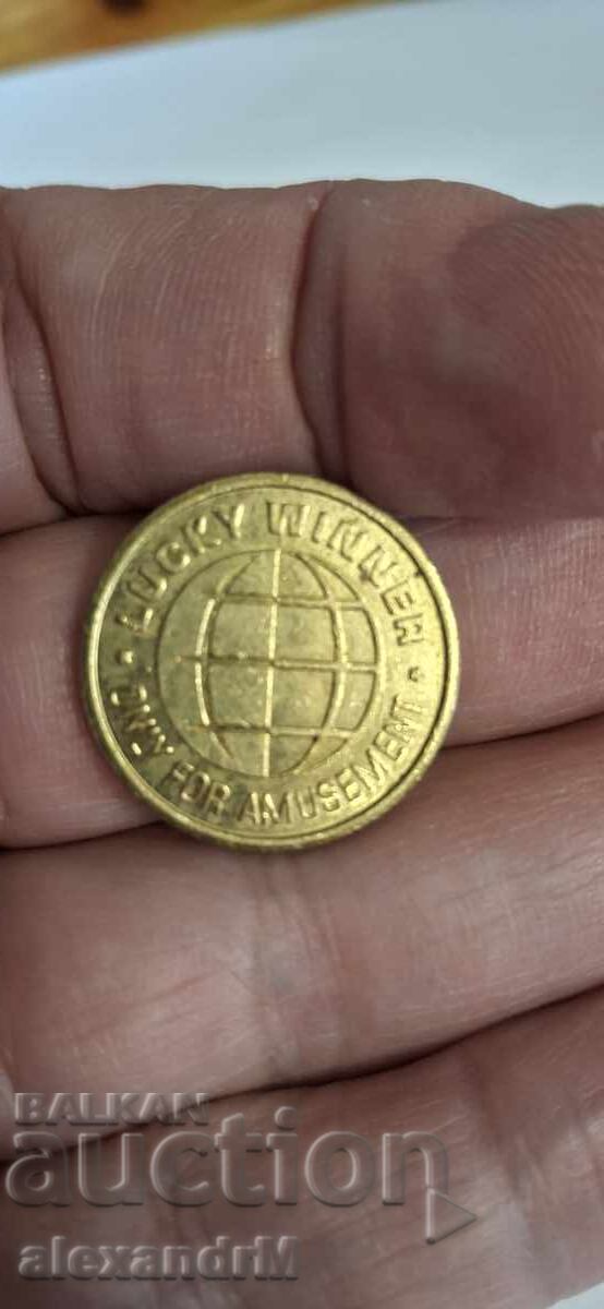 Жетон LUCKY WINNER FOR AMUSEMENT