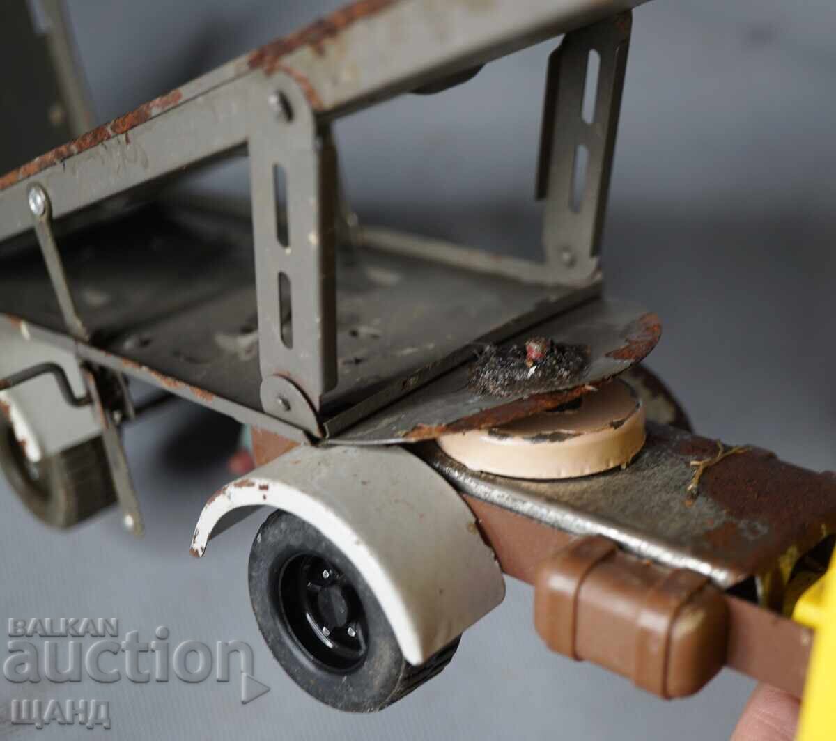 PUMA Old Polish Metal Toy Model Truck Car Carrier - 7