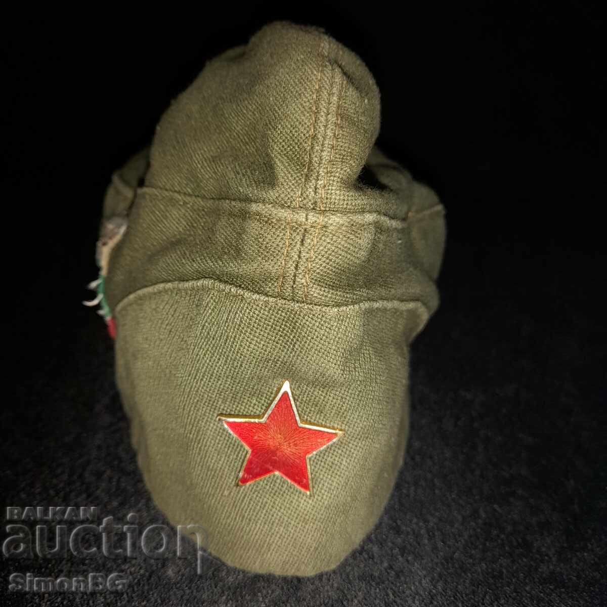 Summer cap of the People's Army of Bulgaria (the green variant) with price 5.00 BGN | € 2.56 Summer cap of the People's Army of Bulgaria (the green variant) with price 5.00 BGN | € 2.56
