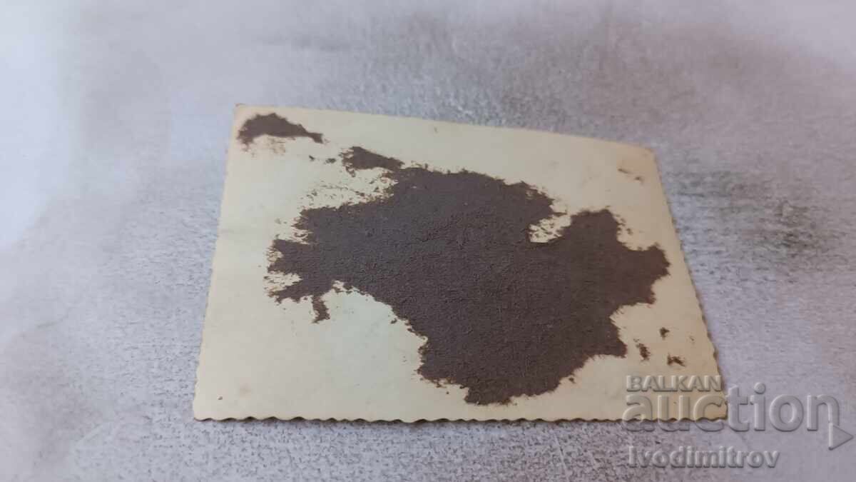 Snimka Sofiya Mŭzhe και Γυναίκες σε Βόλτα με τιμή 1.85 BGN | € 0.95 Snimka Sofiya Mŭzhe και Γυναίκες σε Βόλτα με τιμή 1.85 BGN | € 0.95