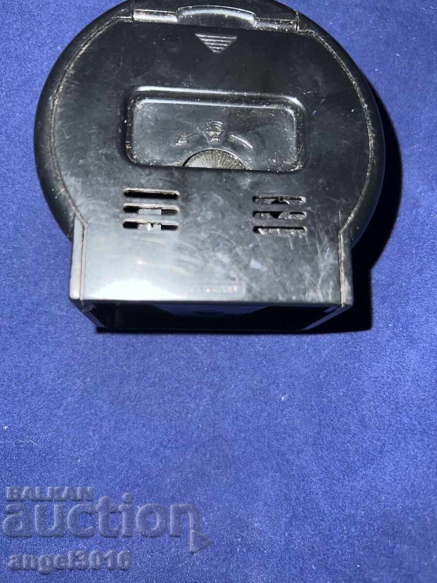 Table clock-alarm clock-kienzle quartz made in Germany with price 29.99 BGN | € 15.33