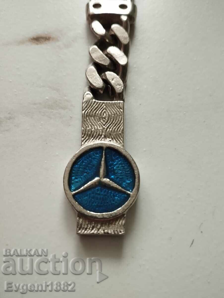 Auction Mercedes Star Keychain from the 80s Auction Mercedes Star Keychain from the 80s