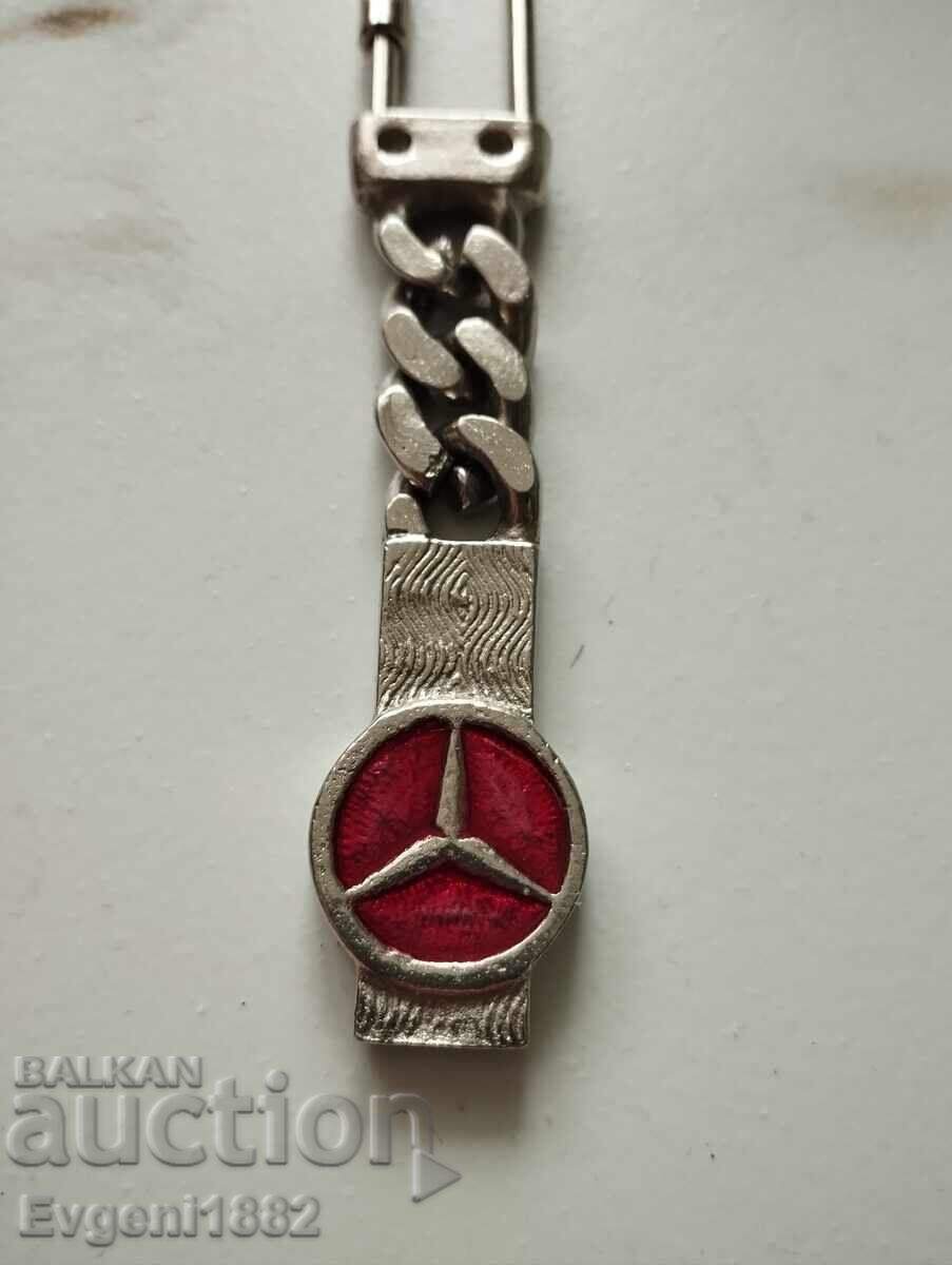 Delivery of Mercedes Star Keychain from the 80s Delivery of Mercedes Star Keychain from the 80s