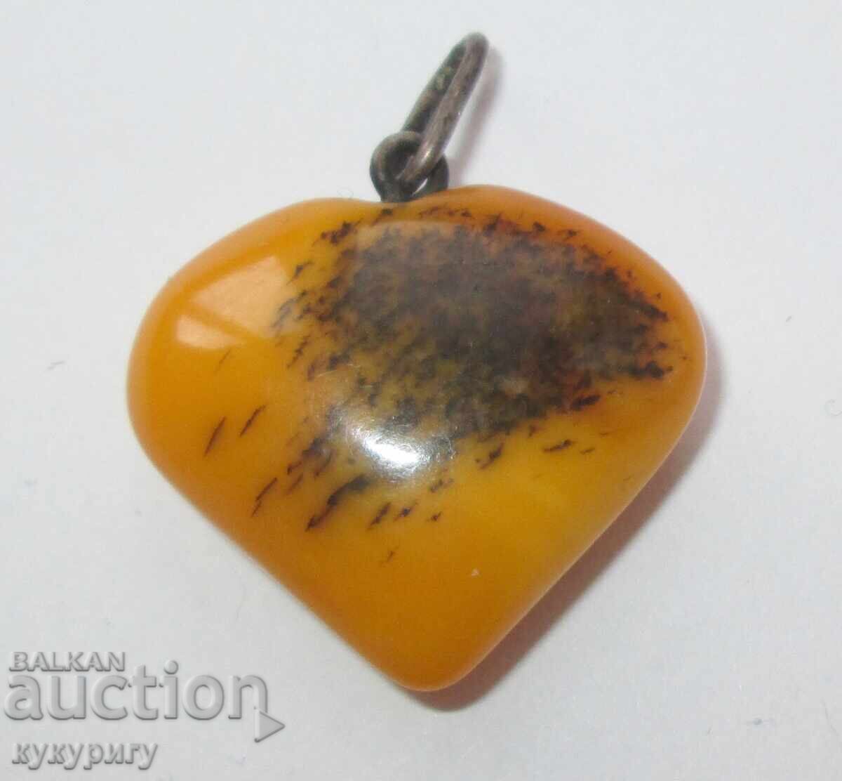 Auction  Amber pendant medallion heart natural amber