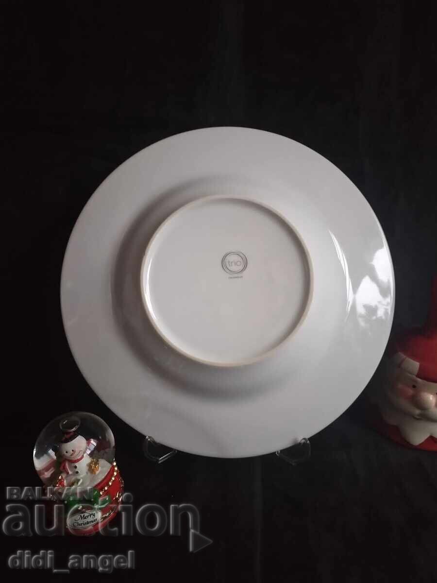 Auction  Christmas Plate