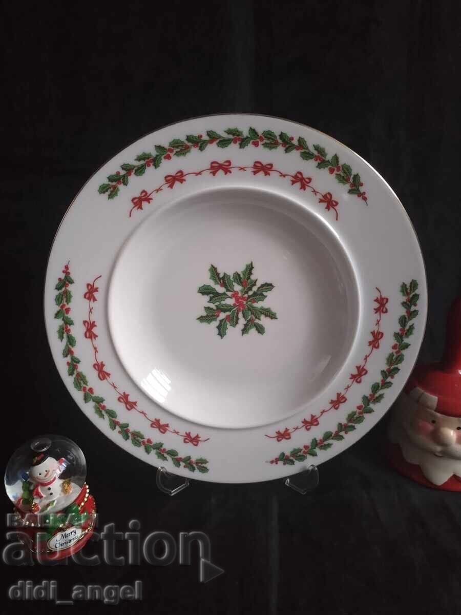 Коледна чиния
