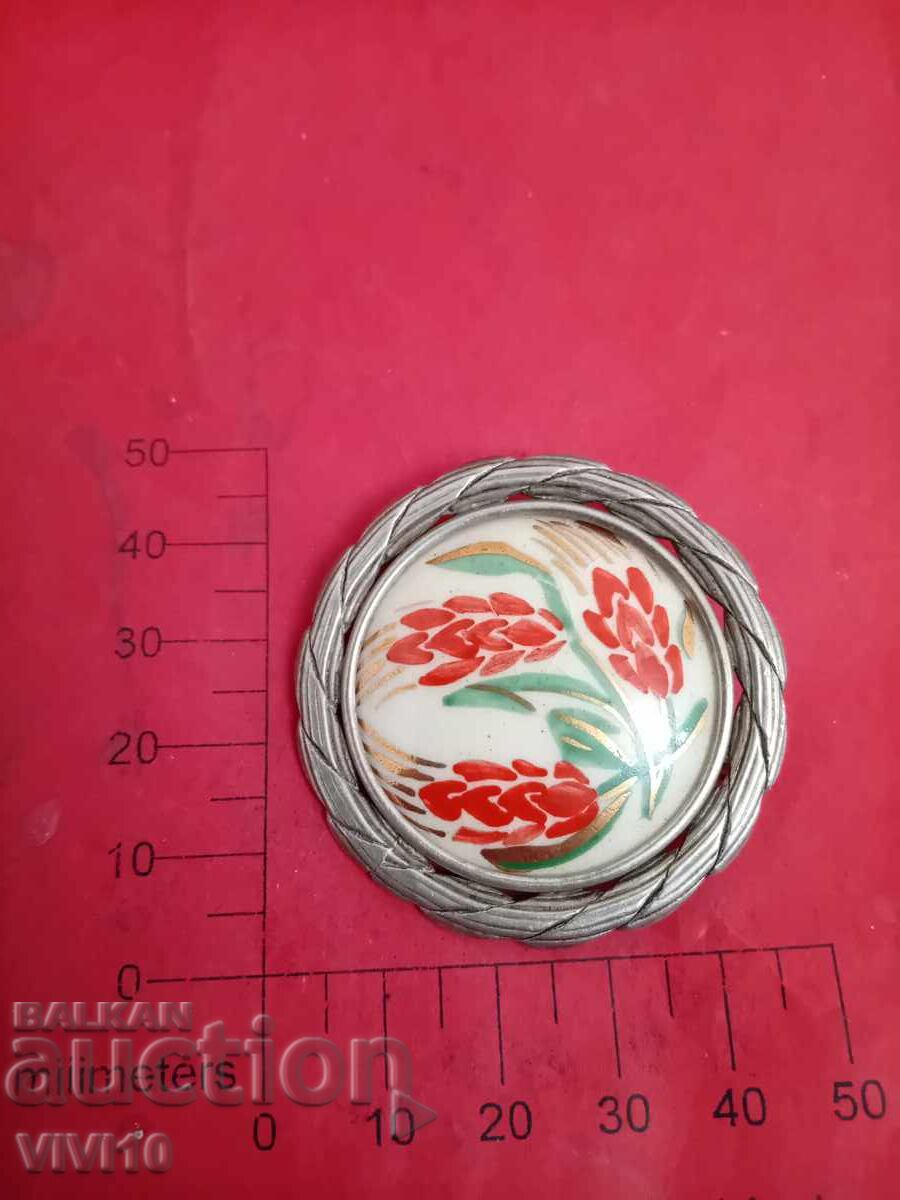 Antique brooch, porcelain, S.i.s.c.o